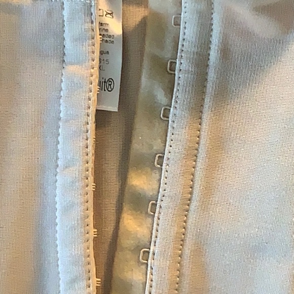 Women Girls Miraclesuit Bodice, 2XL, beige, stretchy, hook & eye closures, Sexy - Picture 2 of 5